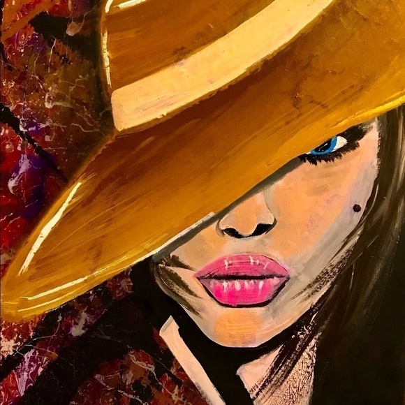 Other - MYSTERY woman
